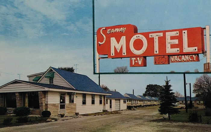 Seaway Motel - OLD POSTCARD PHOTO